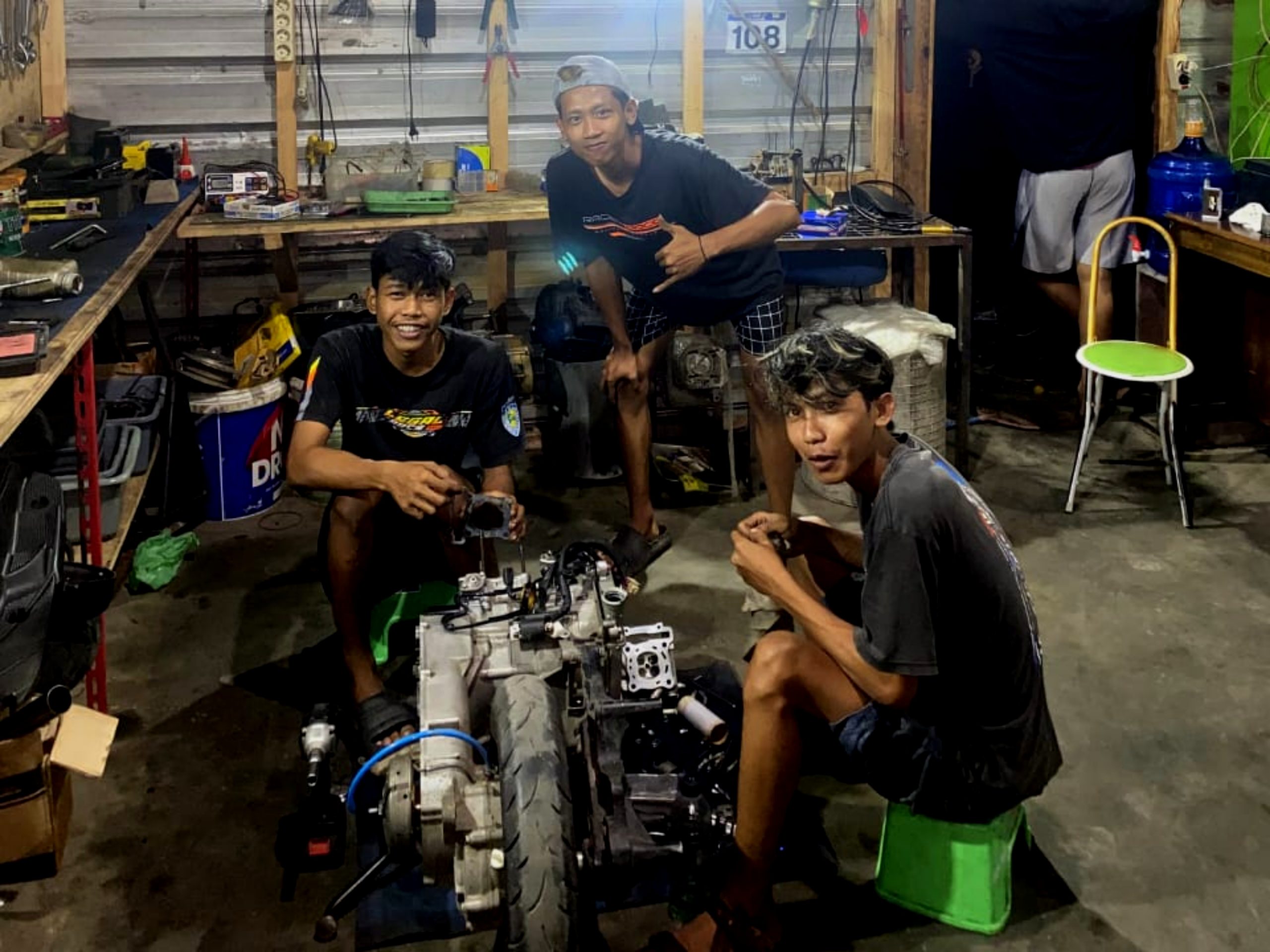 Bengkel Bakti Jaya Motor: Solusi Otomotif Cilacap yang Tak Pernah Pusing
